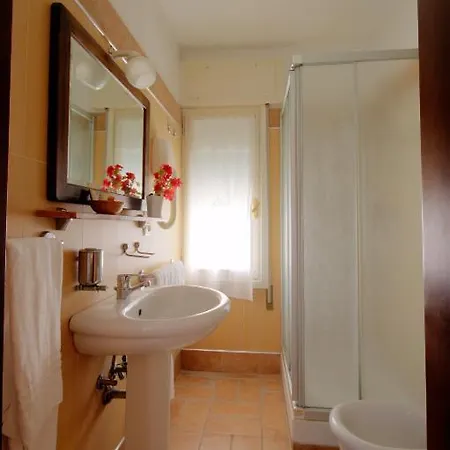 Beatrice Otel